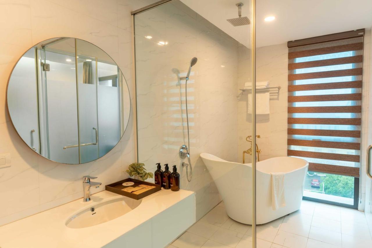 Mt Collection Hotel Ninh Binh Buitenkant foto